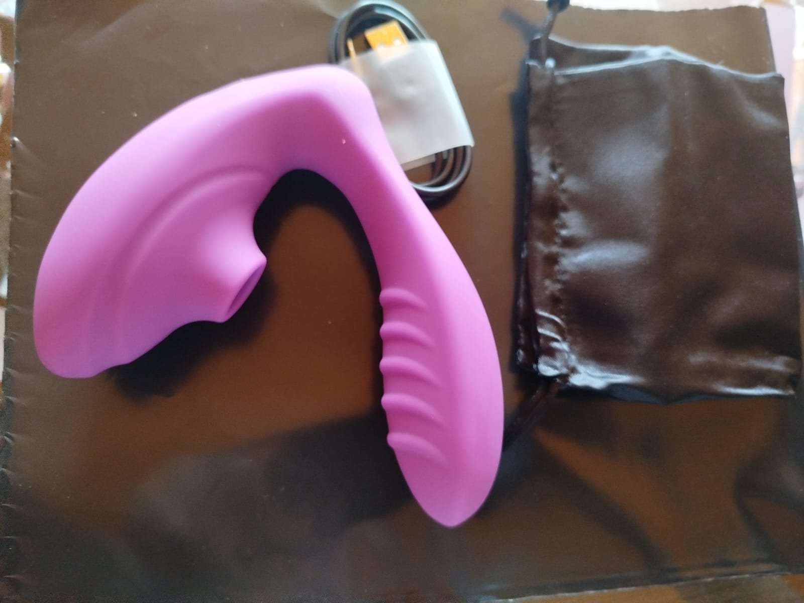 vibrador estimulador del punto G y con succionador del clitoris USB